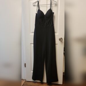 Black Wide-Leg Jumpsuit with Sleek Silhouette